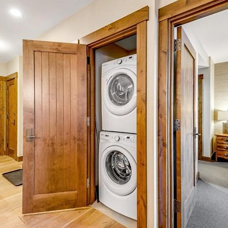 One Bedroom Luxury Condo On Main Street In Downtown ברקנרידג' מראה חיצוני תמונה