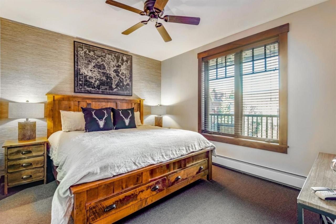 One Bedroom Luxury Condo On Main Street In Downtown ברקנרידג' מראה חיצוני תמונה
